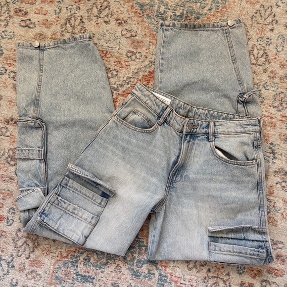 Zara ZW Mid-Rise Baggy Cargo Denim Jeans — Size 2 - Picture 2 of 8